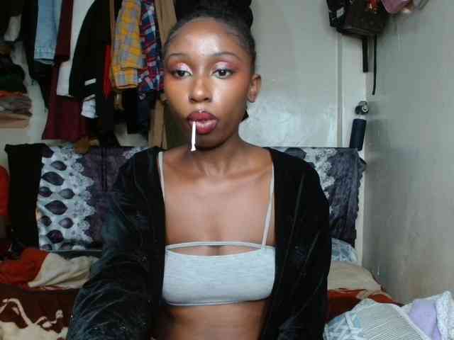 Boughie-birdy webcam