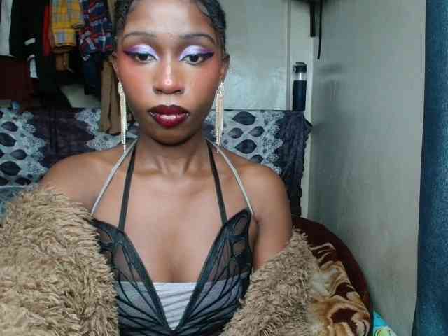 Boughie-birdy webcam