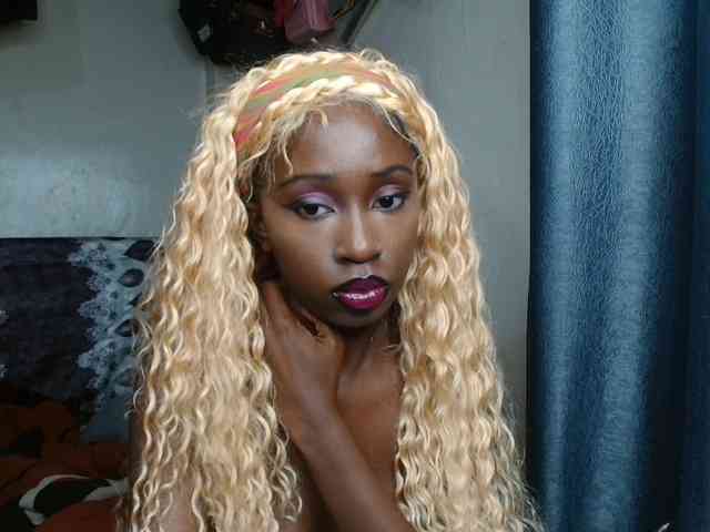 Boughie-birdy webcam