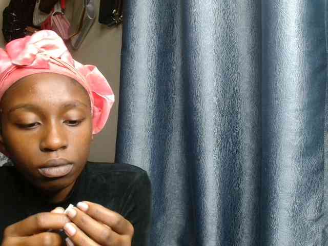Boughie-birdy webcam