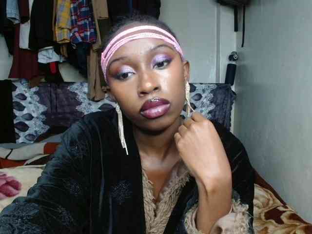 Boughie-birdy webcam