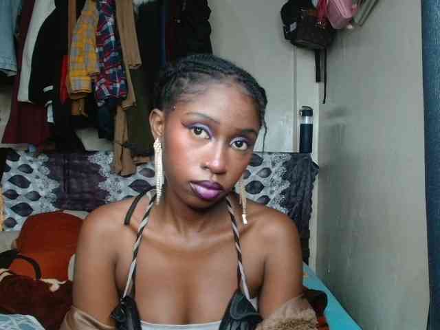 Boughie-birdy webcam