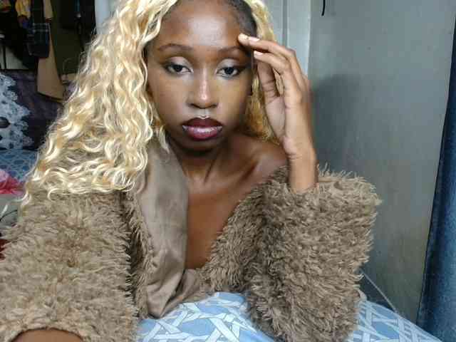 Boughie-birdy webcam