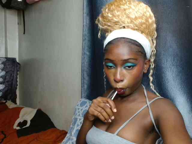 Boughie-birdy webcam