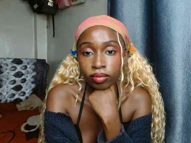 Boughie-birdy webcam