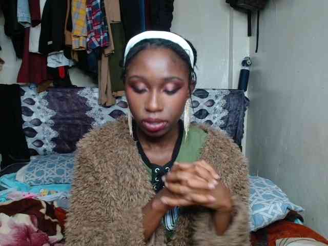 Boughie-birdy webcam
