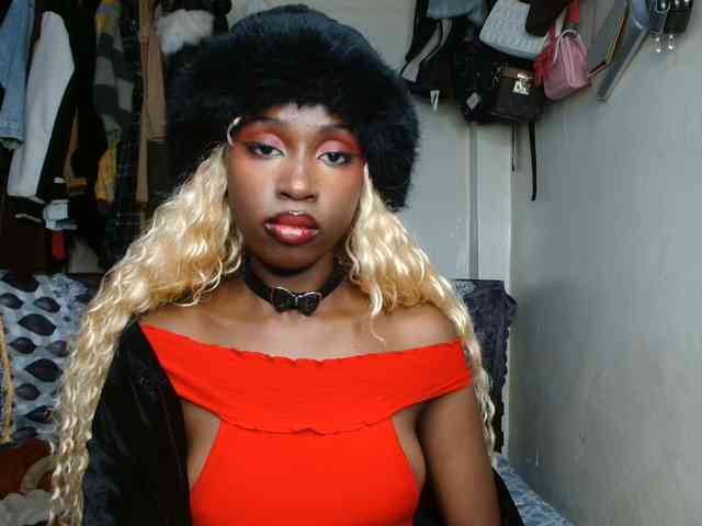 Boughie-birdy webcam