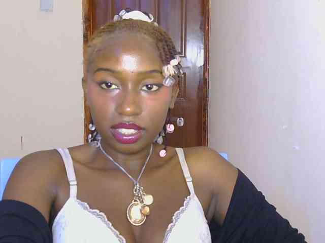 Boughie-birdy webcam