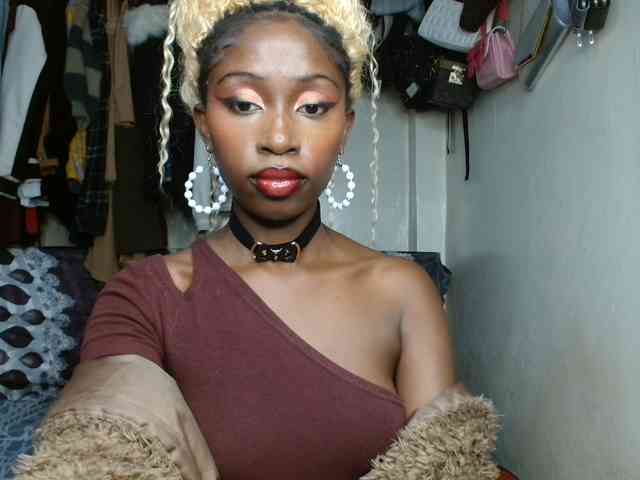 Boughie-birdy webcam