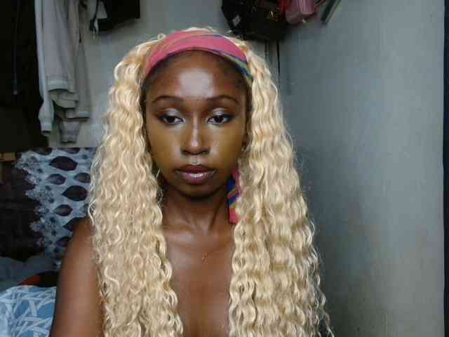 Boughie-birdy webcam