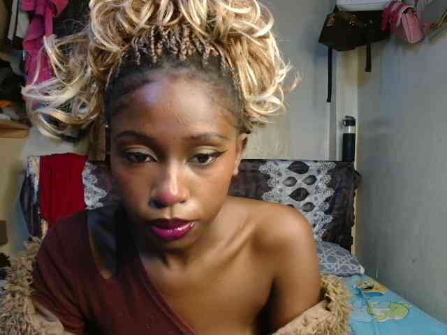 Boughie-birdy webcam
