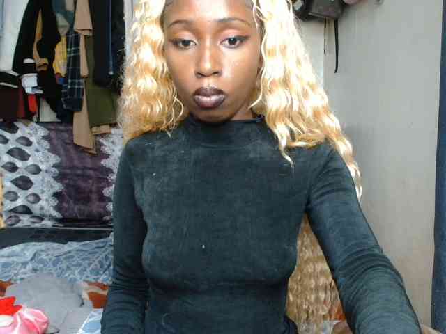 Boughie-birdy webcam
