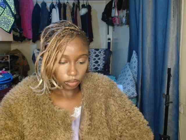 Boughie-birdy webcam