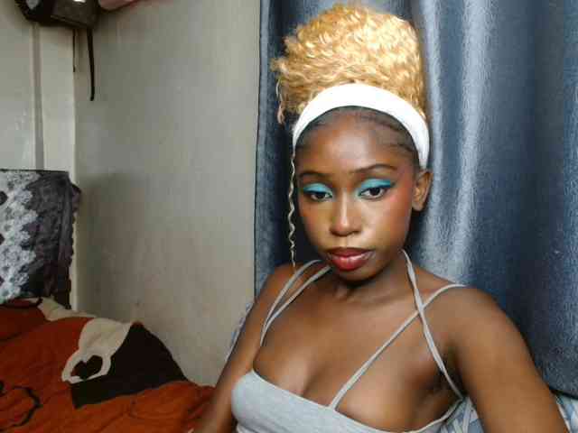 Boughie-birdy webcam
