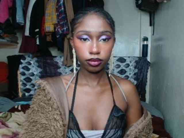 Boughie-birdy webcam
