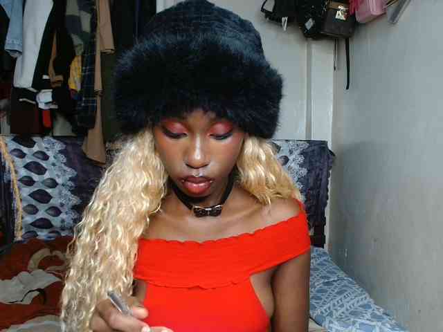 Boughie-birdy webcam