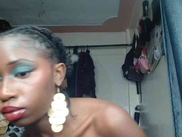 Boughie-birdy webcam