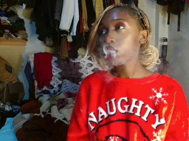Boughie-birdy webcam