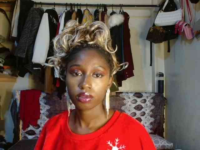 Boughie-birdy webcam
