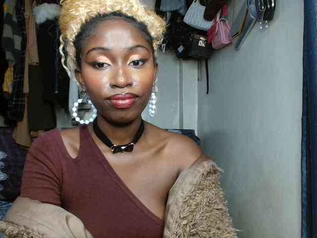 Boughie-birdy webcam