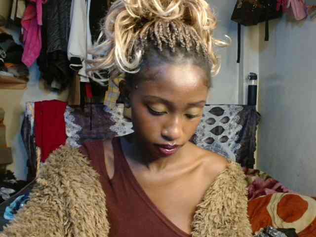 Boughie-birdy webcam