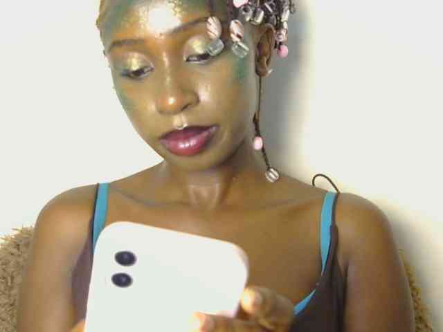 Model: Boughie-birdy