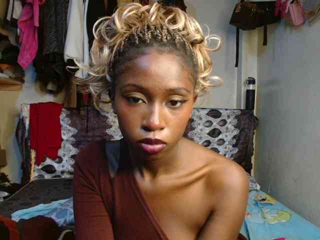 Boughie-birdy webcam