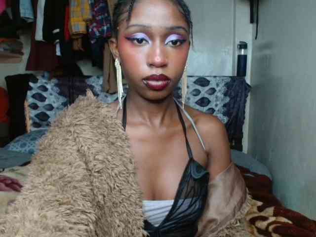 Boughie-birdy webcam