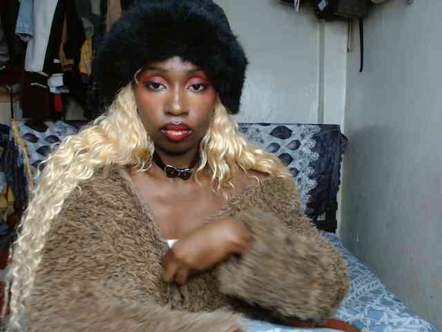 Boughie-birdy webcam