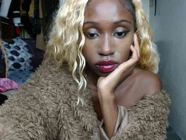 Boughie-birdy webcam