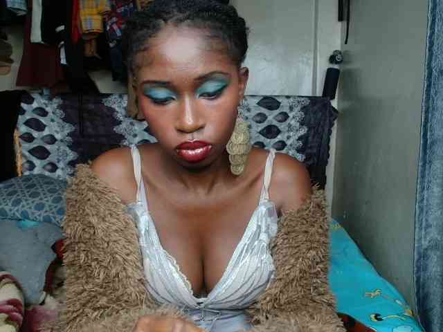 Boughie-birdy webcam