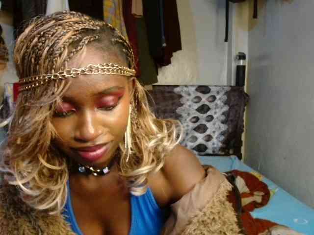 Boughie-birdy webcam