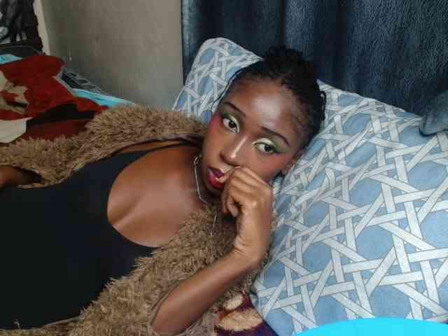 Boughie-birdy webcam