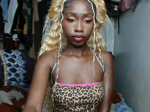 Boughie-birdy webcam