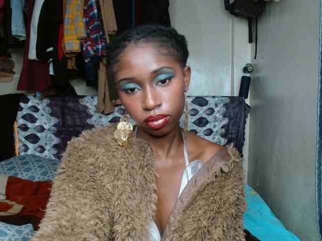 Boughie-birdy webcam
