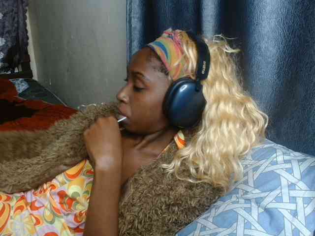 Boughie-birdy webcam