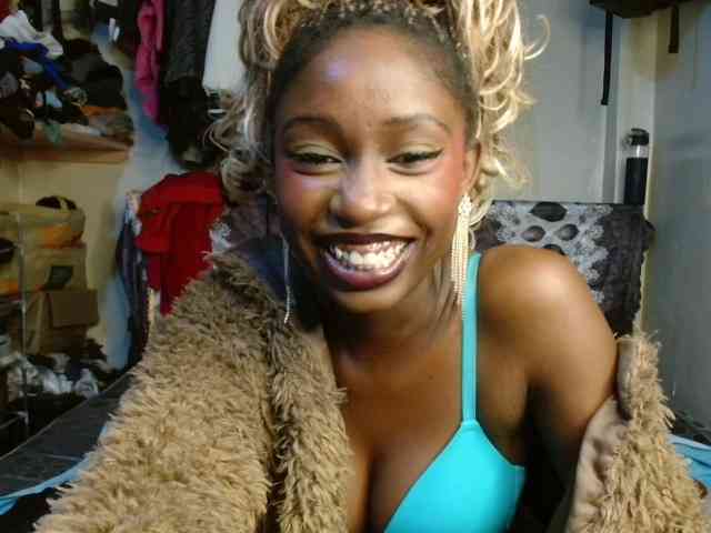 Boughie-birdy webcam