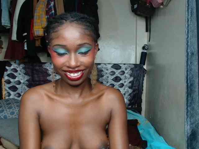 Boughie-birdy webcam