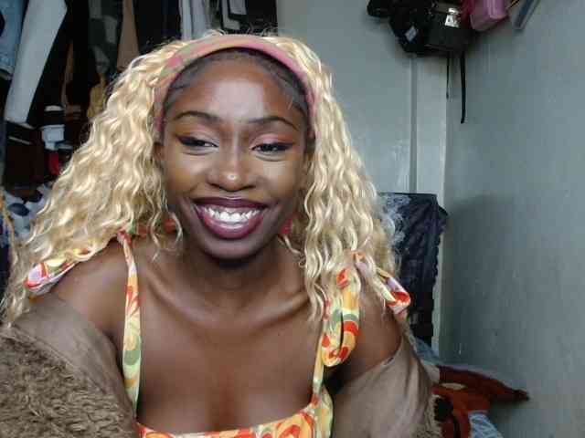 Boughie-birdy webcam
