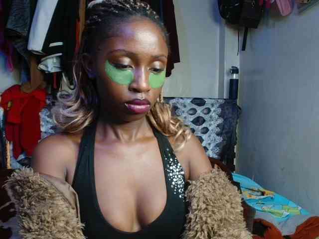 Boughie-birdy webcam