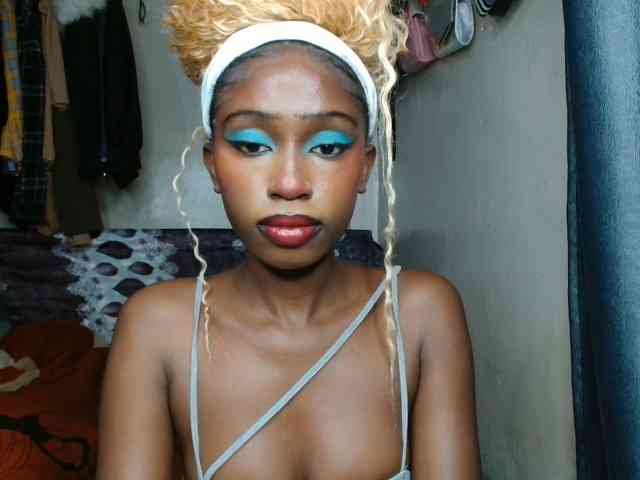 Boughie-birdy webcam