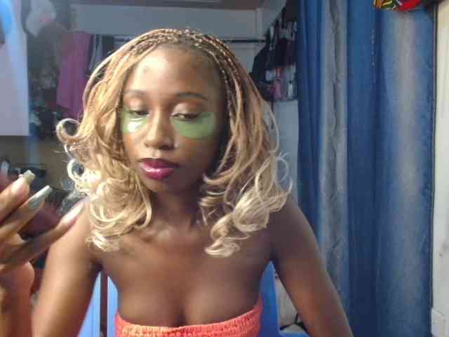 Boughie-birdy webcam