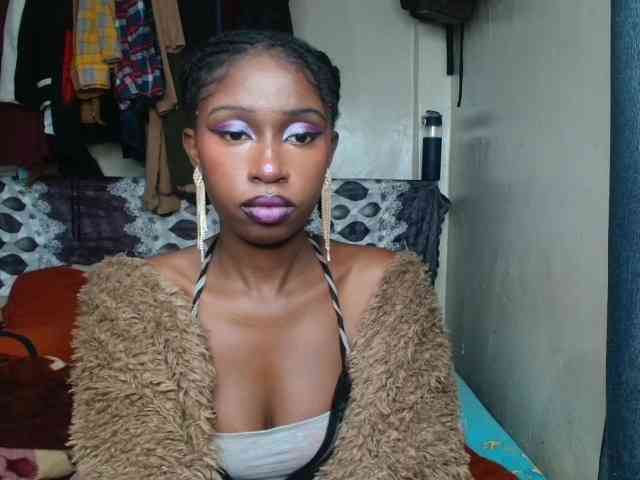 Boughie-birdy webcam