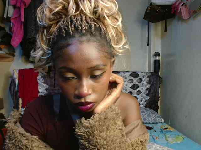 Boughie-birdy webcam
