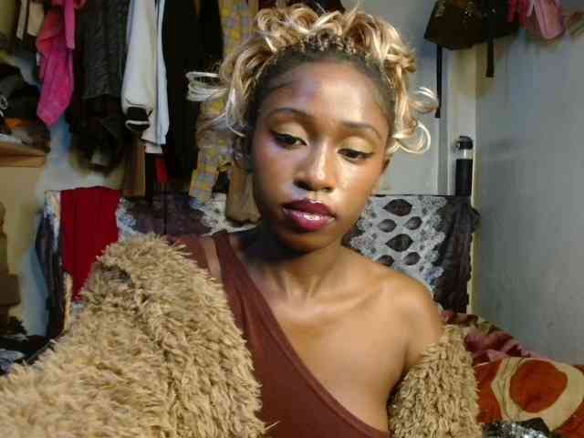 Boughie-birdy webcam