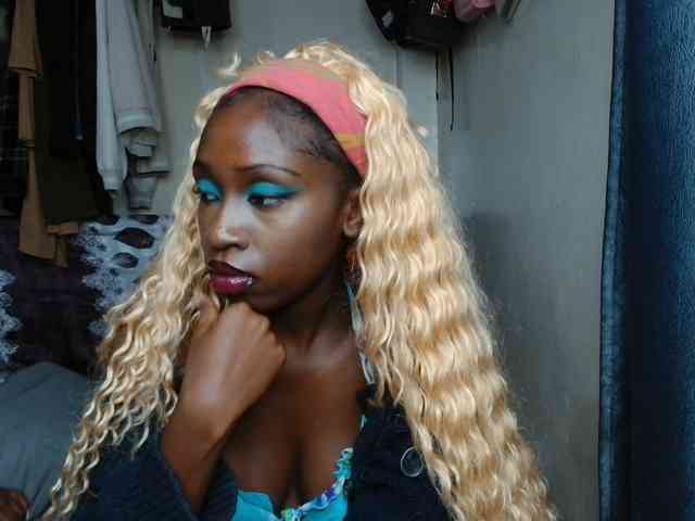 Boughie-birdy webcam