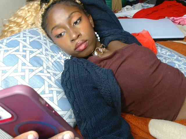 Boughie-birdy webcam