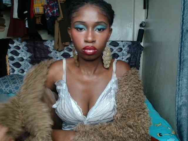 Boughie-birdy webcam