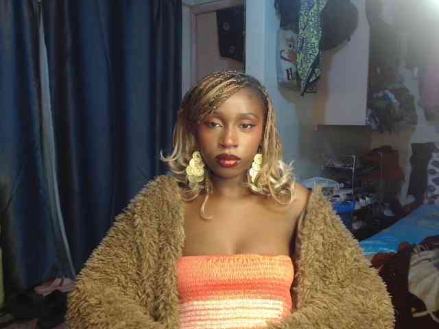 Boughie-birdy webcam