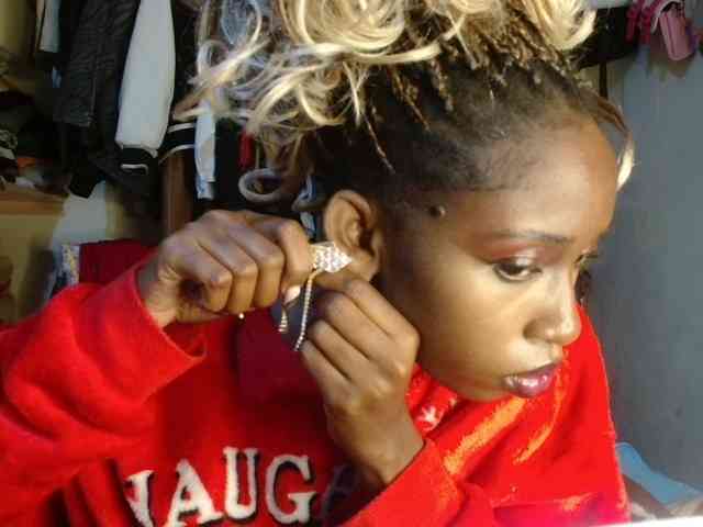 Boughie-birdy webcam